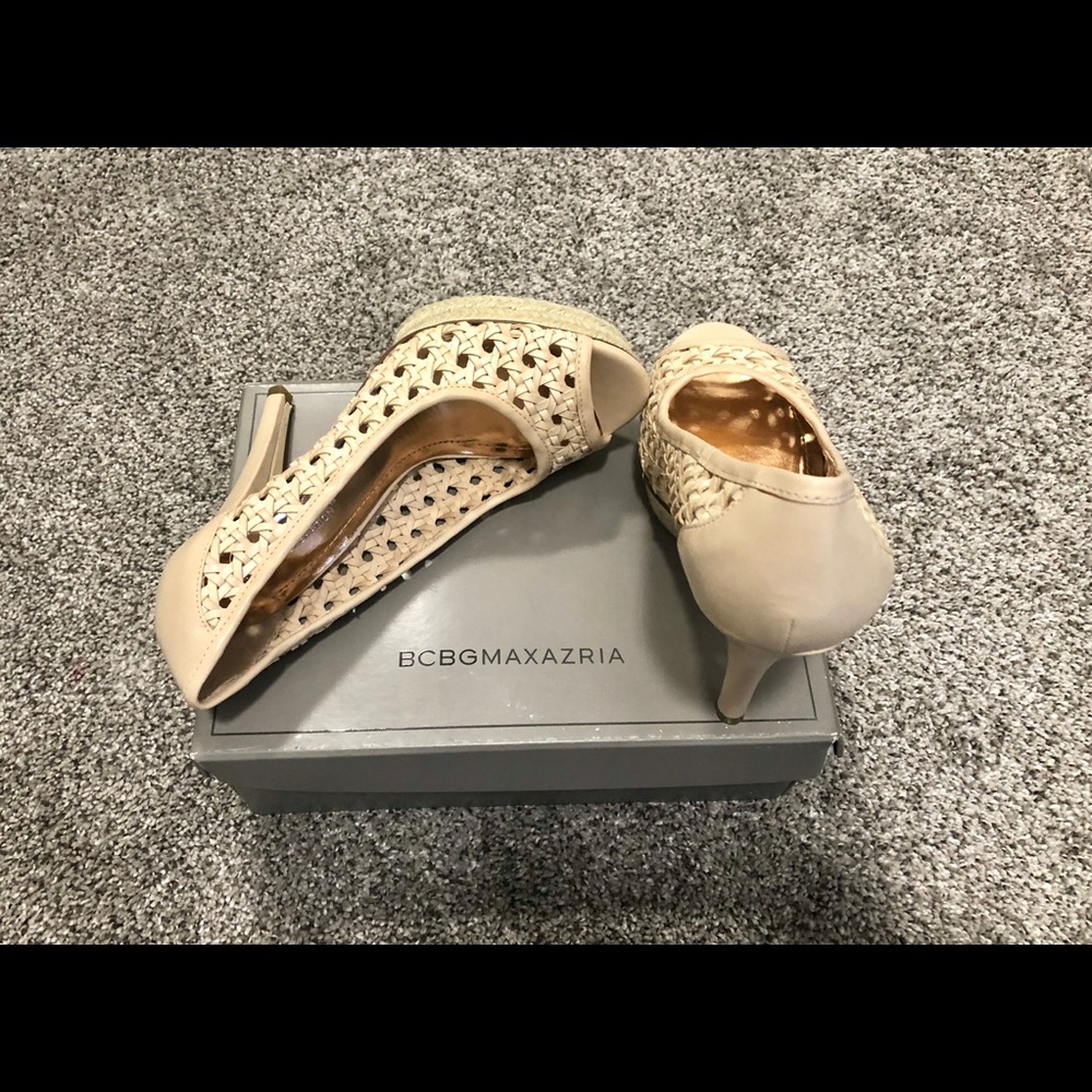 BCBGENERATION BAMBOO HEELS - Picture 5 of 6